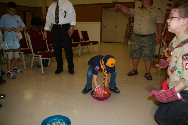 2008/03(March)/Scouts-Pack409-Meeting/640x480_2008-03-26-Scouts-Pack409-meeting-20.JPG