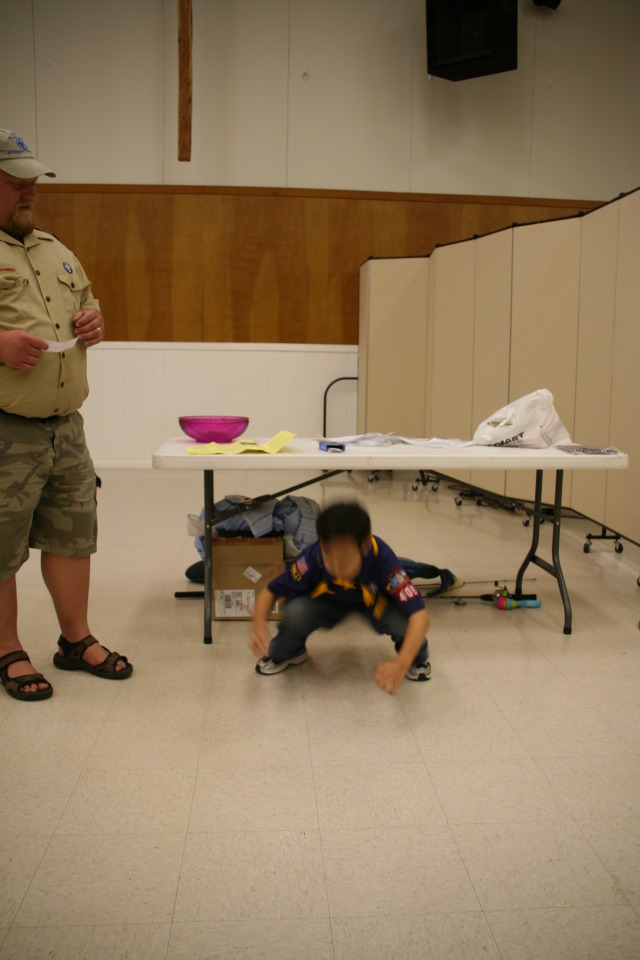 2008/03(March)/Scouts-Pack409-Meeting/640x480_2008-03-26-Scouts-Pack409-meeting-38-Sebastian.JPG