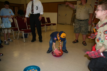 2008-03-26-Scouts-Pack409-meeting-20.JPG