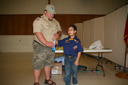 2008-03-26-Scouts-Pack409-meeting-34-Sebastian.JPG