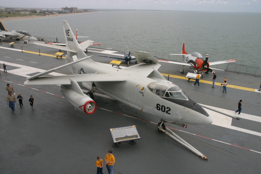 2008/03(March)/Scouts-USS-Lexington/1024x768_2008-03-01-Scouts-USS-Lexington-40.JPG