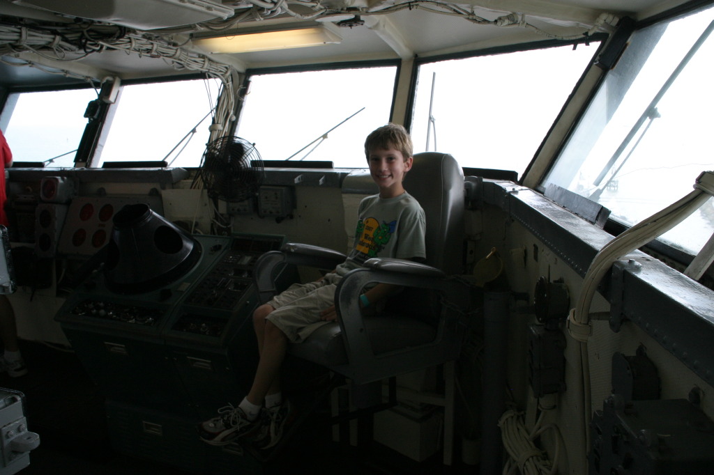 2008/03(March)/Scouts-USS-Lexington/1024x768_2008-03-01-Scouts-USS-Lexington-50-Chance.JPG