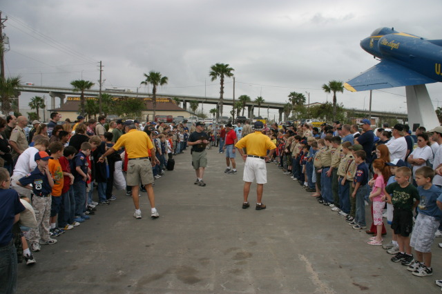 2008/03(March)/Scouts-USS-Lexington/640x480_2008-03-01-Scouts-USS-Lexington-13.JPG