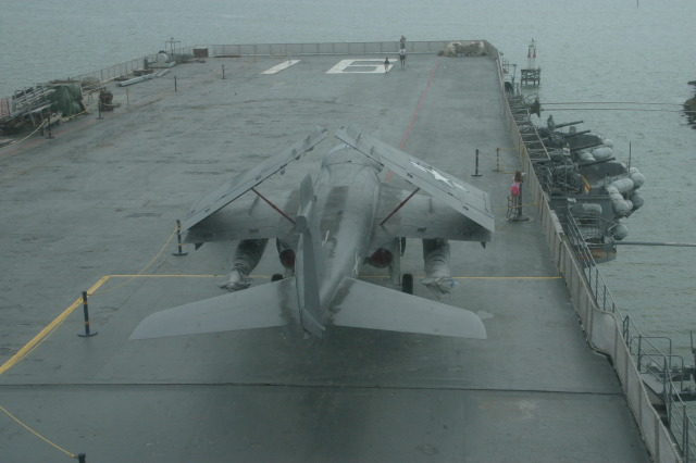 2008/03(March)/Scouts-USS-Lexington/640x480_2008-03-01-Scouts-USS-Lexington-44.JPG