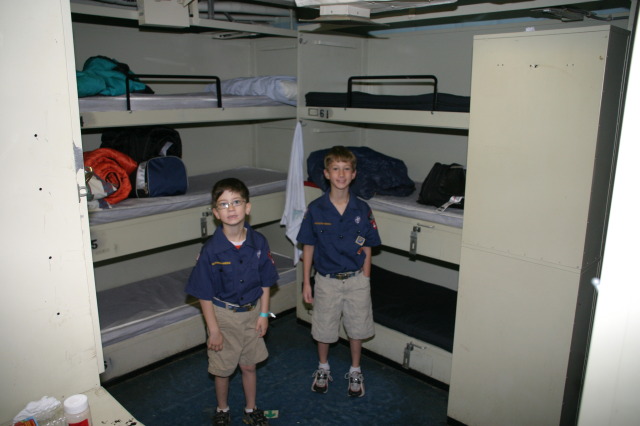 2008/03(March)/Scouts-USS-Lexington/640x480_2008-03-02-Scouts-USS-Lexington-02-Dax-Chance.JPG