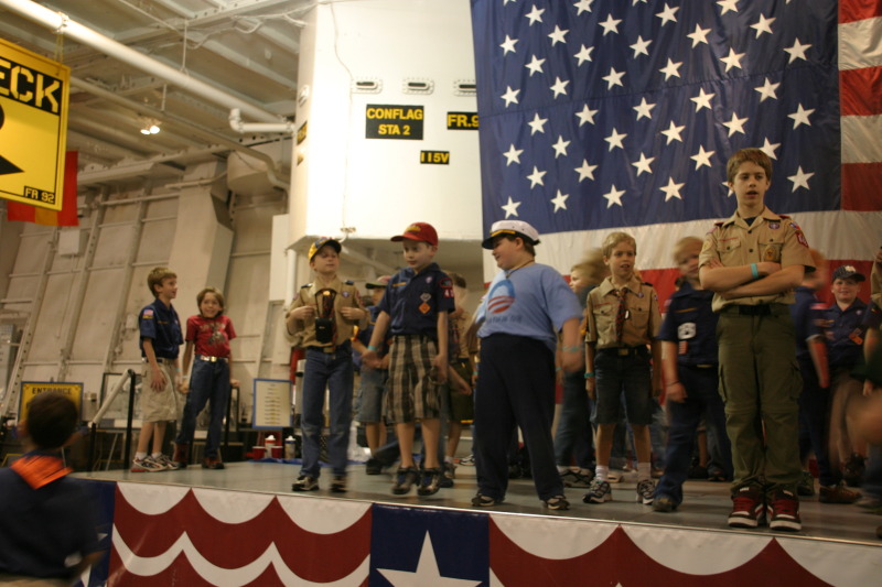 2008/03(March)/Scouts-USS-Lexington/800x600_2008-03-02-Scouts-USS-Lexington-20.JPG