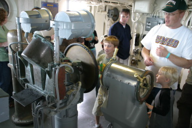2008-03-01-Scouts-USS-Lexington-45-Chance.JPG