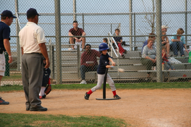 2008/04(April)/02-Dax-Red-Sox/640x480_2008-04-02-Dax-Red-Sox-03.JPG