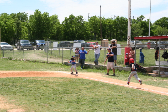 2008/04(April)/12-Dax-Red-Sox/640x480_2008-04-12-Dax-Red-Sox-03.JPG