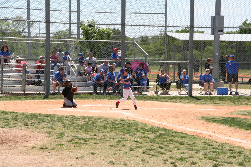 2008/04(April)/19-Chance-Rangers-Game-2/1024x768_2008-04-19-Chance-Rangers-01-HomeRun.JPG