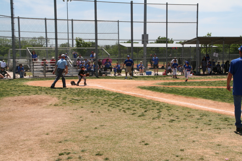 2008-04-19-Chance-Rangers-23-HomeRun.JPG