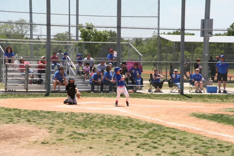 2008/04(April)/19-Chance-Rangers-Game-2/800x600_2008-04-19-Chance-Rangers-02-HomeRun.JPG