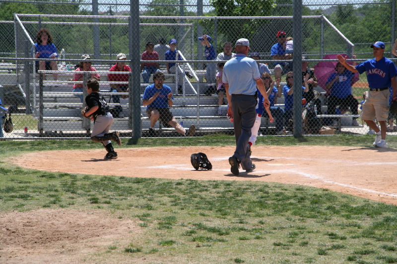 2008/04(April)/19-Chance-Rangers-Game-2/800x600_2008-04-19-Chance-Rangers-26-HomeRun.JPG