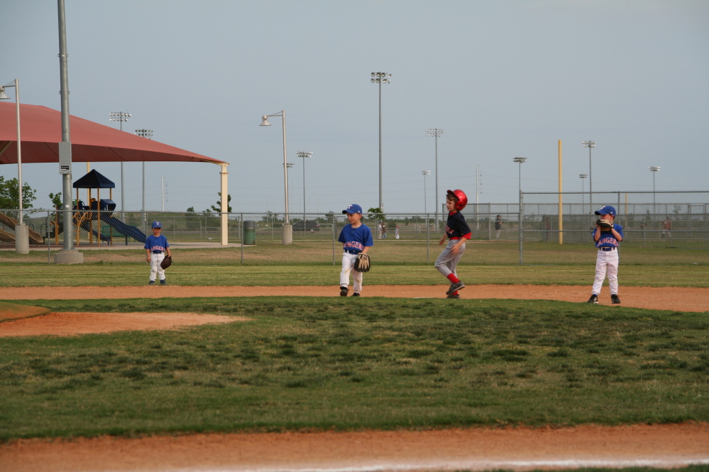 2008/04(April)/23-Dax-Red-Sox/1024x768_2008-04-23-Dax-Red-Sox-74-Case.JPG