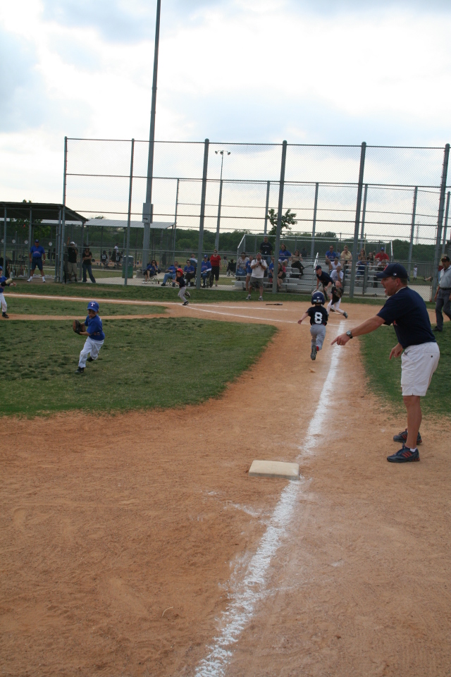 2008/04(April)/23-Dax-Red-Sox/640x480_2008-04-23-Dax-Red-Sox-32.JPG