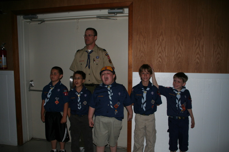 2008/04(April)/Scouts-Crossover-Pack-Meeting/800x600_2008-04-16-Scouts-Crossover-Pack-Meeting-24.JPG