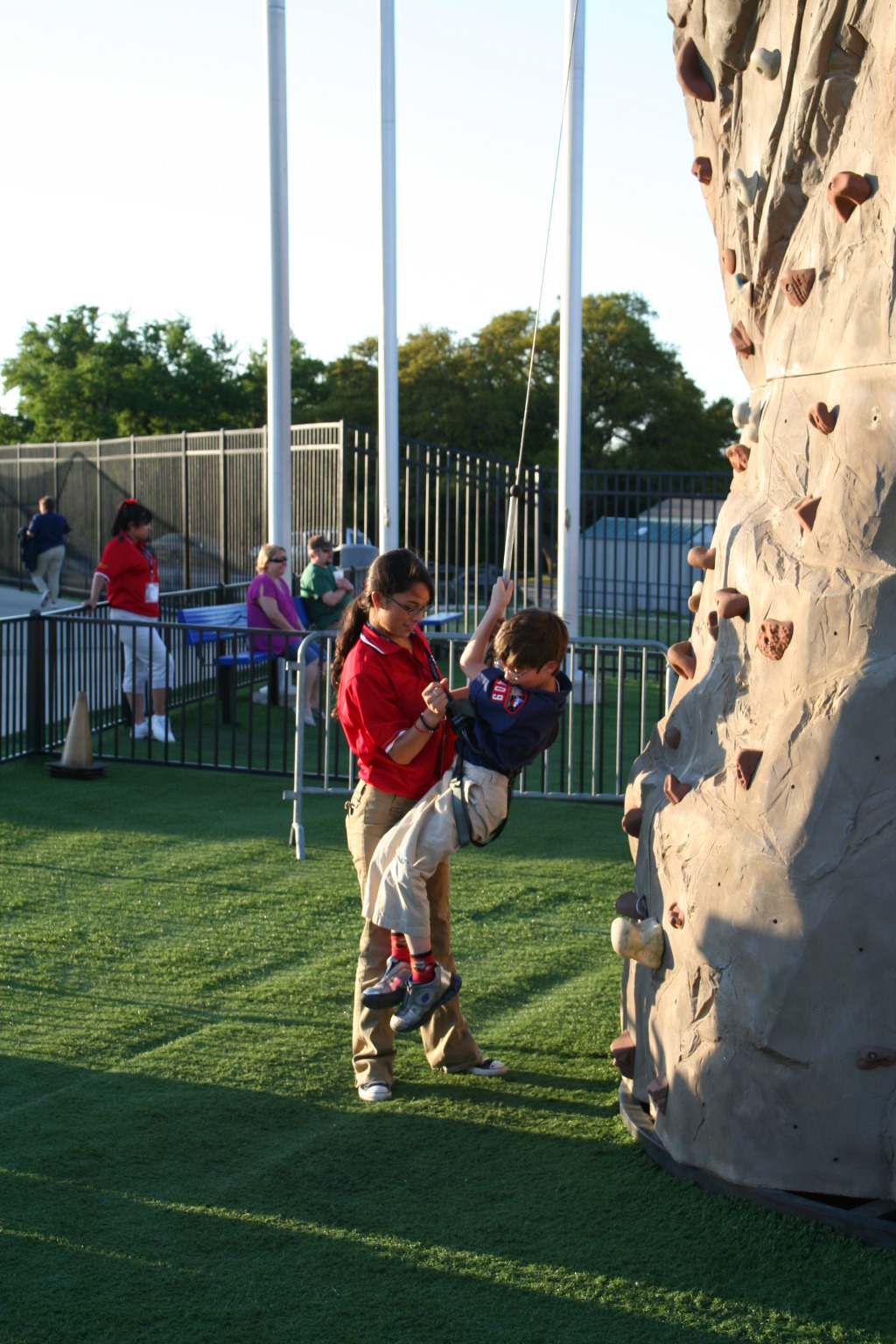 2008-04-14-Scout-night-Dell-Diamond-46-Dax.JPG