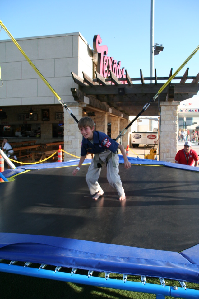 2008-04-14-Scout-night-Dell-Diamond-22-Cha.JPG
