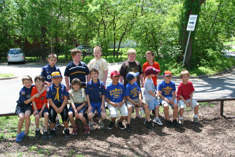 2008/04(April)/Scouts-Pack409-Meeting/800x600_2008-04-06-Scouts-Pack-Meeting-2.JPG