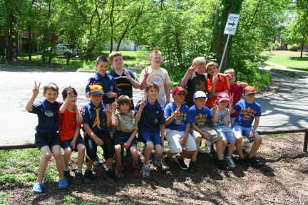 2008-04-06-Scouts-Pack-Meeting-4.JPG