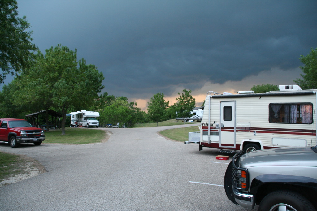 2008/04(April)/Scouts-Tornado-Camping/1024x768_2008-04-25-Scouts-Camping-Tornado-03.JPG