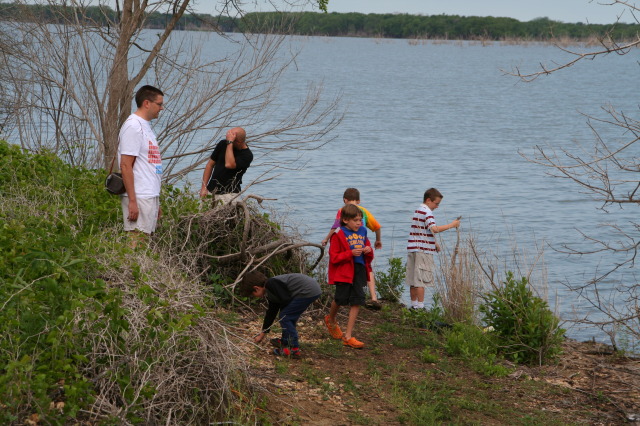 2008/04(April)/Scouts-Tornado-Camping/640x480_2008-04-26-Scouts-Camping-04.JPG