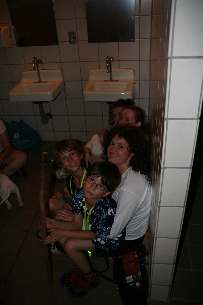 2008/04(April)/Scouts-Tornado-Camping/800x600_2008-04-25-Scouts-Camping-Tornado-19-Chance-Dax-Suzi.JPG
