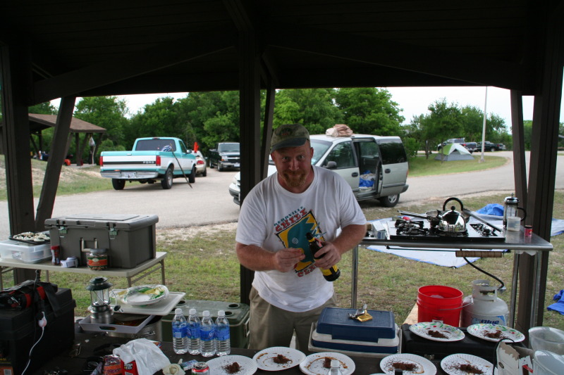 2008/04(April)/Scouts-Tornado-Camping/800x600_2008-04-26-Scouts-Camping-14.JPG