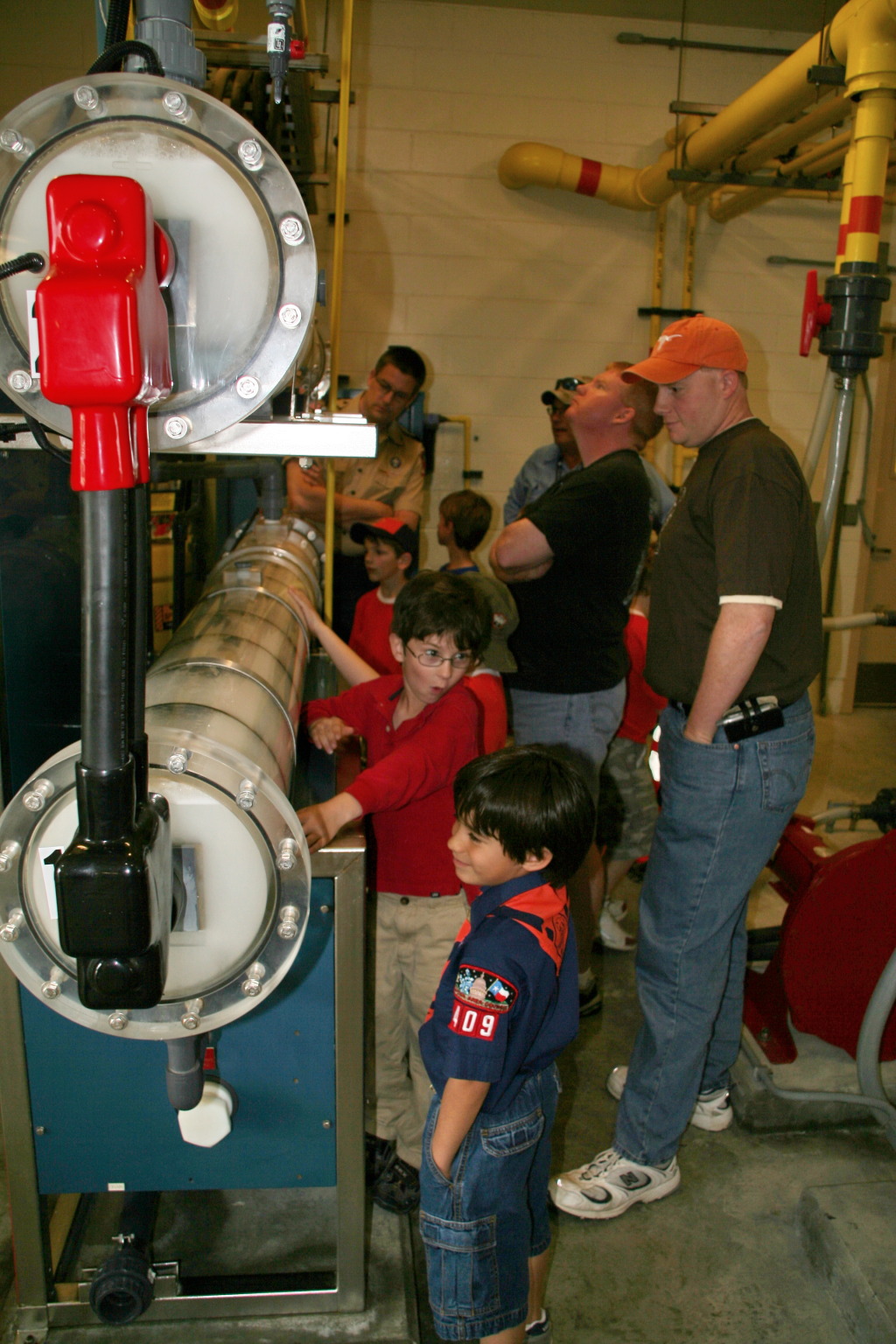 2008/04(April)/Scouts-Water-Treatment-Plant/1024x768_2008-04-02-Scouts-Water-Treatment-Plant-16-Dax.JPG