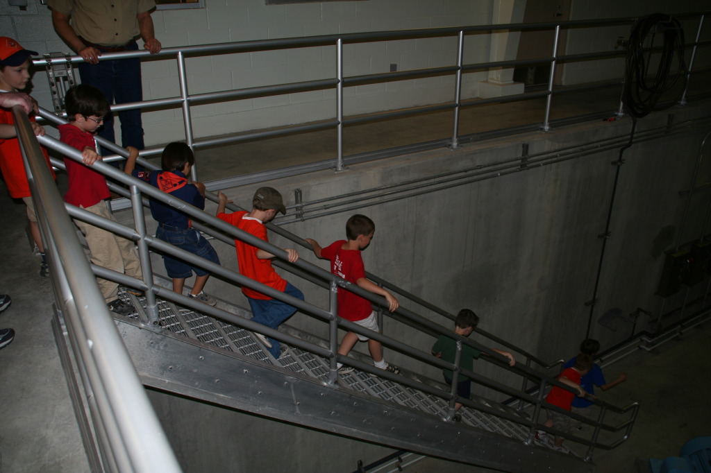 2008/04(April)/Scouts-Water-Treatment-Plant/1024x768_2008-04-02-Scouts-Water-Treatment-Plant-27.JPG
