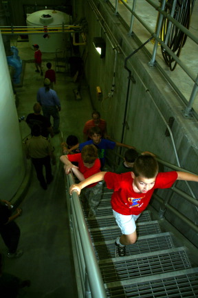 2008-04-02-Scouts-Water-Treatment-Plant-36.JPG