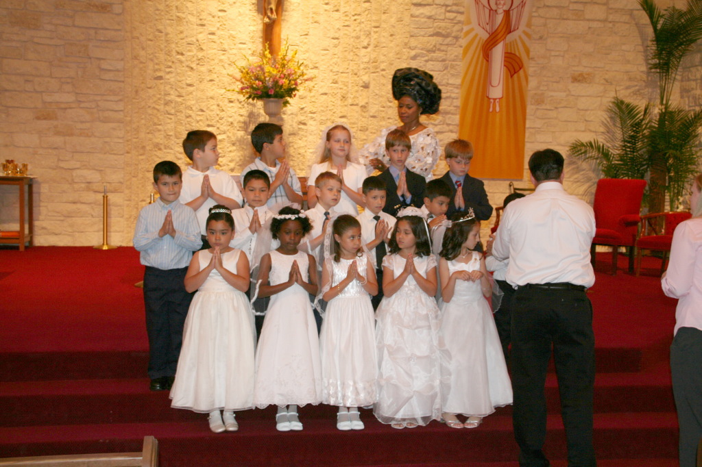 2008/05(May)/03-Chance-First-Communion/1024x768_2008-03-Chance-First-Communion-32.JPG