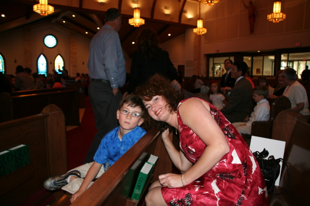 2008/05(May)/03-Chance-First-Communion/2008-03-Chance-First-Communion-01-Dax-Suzi-GOOD.JPG