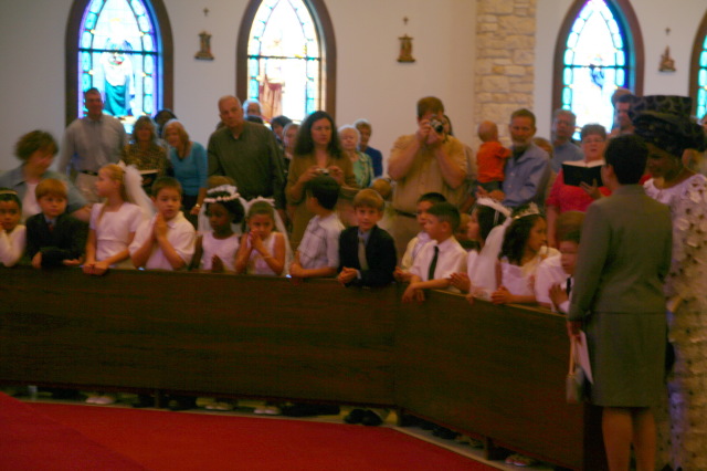 2008/05(May)/03-Chance-First-Communion/640x480_2008-03-Chance-First-Communion-20.JPG