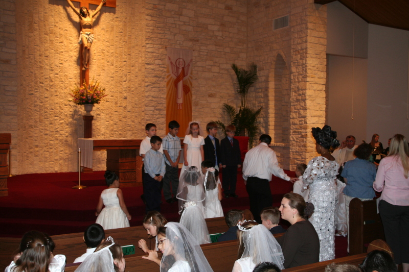 2008/05(May)/03-Chance-First-Communion/800x600_2008-03-Chance-First-Communion-30.JPG