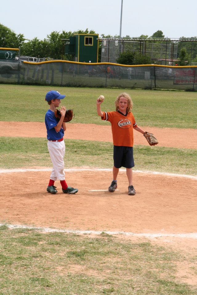 2008/05(May)/04-Misc/640x480_2008-05-04-practice-20-Vale-Chance.JPG