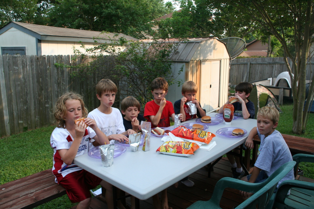 2008/05(May)/09-Dax-Birthday-Party-campout/1024x768_2008-05-09-Dax-Birthday-campout-05-Vale-Chance-Jack-Dalton-Michael-JC.JPG