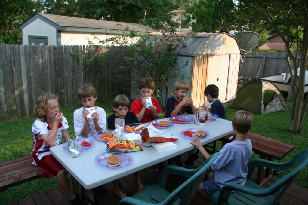 2008/05(May)/09-Dax-Birthday-Party-campout/1024x768_2008-05-09-Dax-Birthday-campout-10-Vale-Chance-Jack-Dalton-Michael-JC.JPG