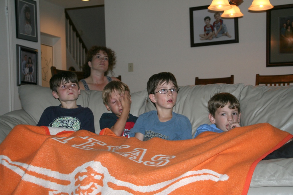 2008/05(May)/09-Dax-Birthday-Party-campout/1024x768_2008-05-09-Dax-Birthday-campout-48-Michael-Dalton-Case-Suzi.JPG