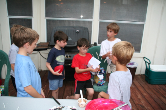 2008/05(May)/09-Dax-Birthday-Party-campout/640x480_2008-05-09-Dax-Birthday-campout-30-Case-Michael-Chance-JC.JPG