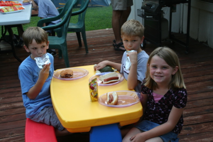 2008-05-09-Dax-Birthday-campout-07-Case-Hayden-Kyla.JPG