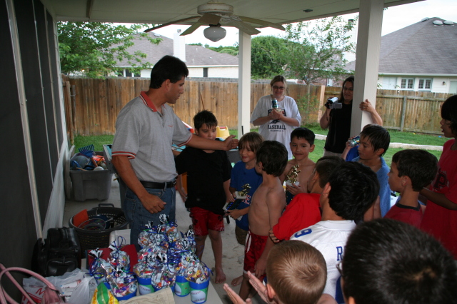 2008/05(May)/15-Chance-Rangers-Party/640x480_2008-05-15-Chance-Rangers-Party-11.JPG