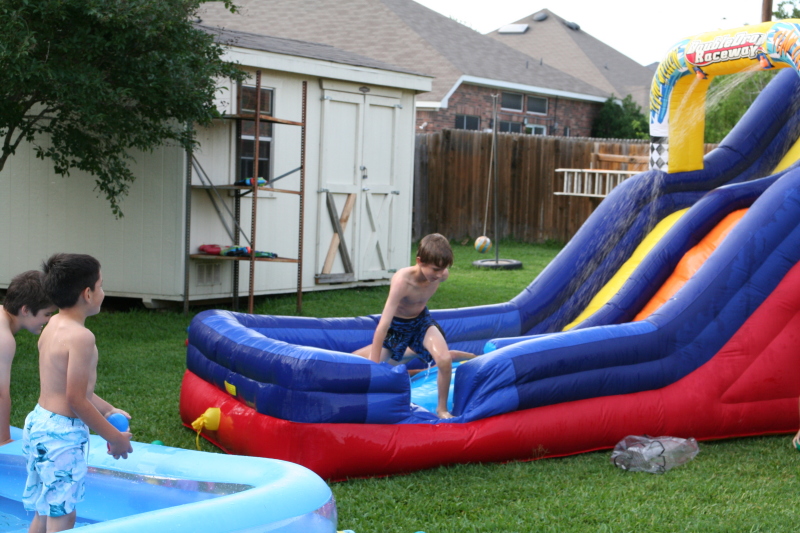 2008/05(May)/15-Chance-Rangers-Party/800x600_2008-05-15-Chance-Rangers-Party-02.JPG