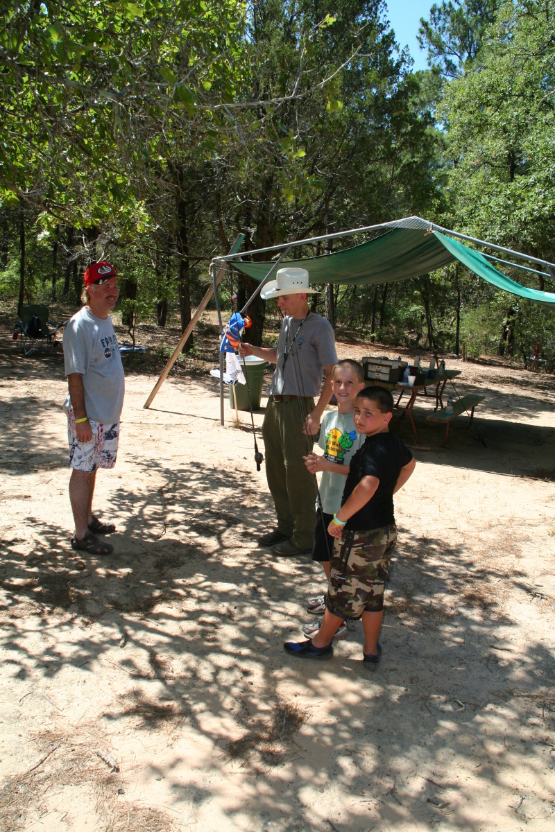 2008/06(June)/Scouts-Camp-Tom-Wooten/Day2/800x600_2008-06-16-Scouts-Camp-Tom-Wooten-060.JPG