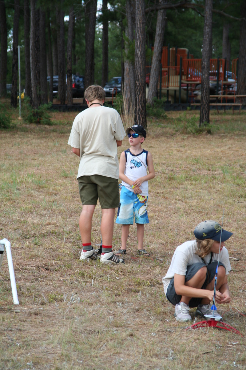 2008/06(June)/Scouts-Camp-Tom-Wooten/Day3/800x600_2008-06-17-Scouts-Camp-Tom-Wooten-62.JPG