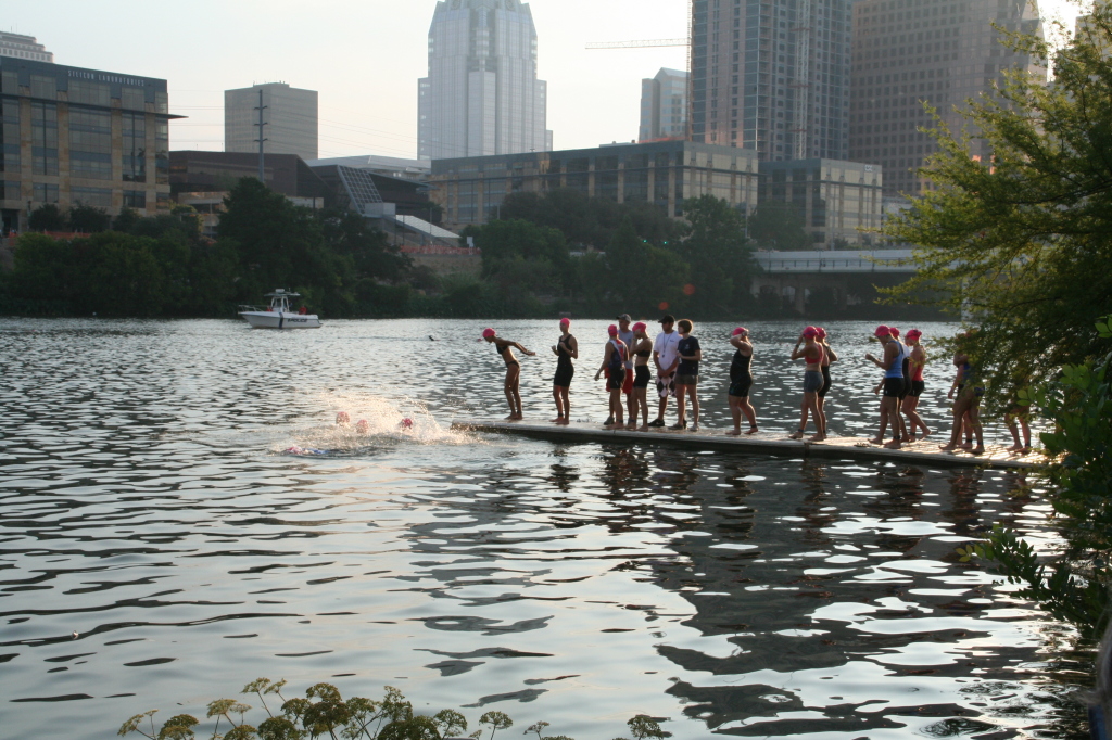 2008/09(September)/01-Austin-Triathalon/1024x768_2008-09-01-Austin-Triathalon-008-Suzi.JPG