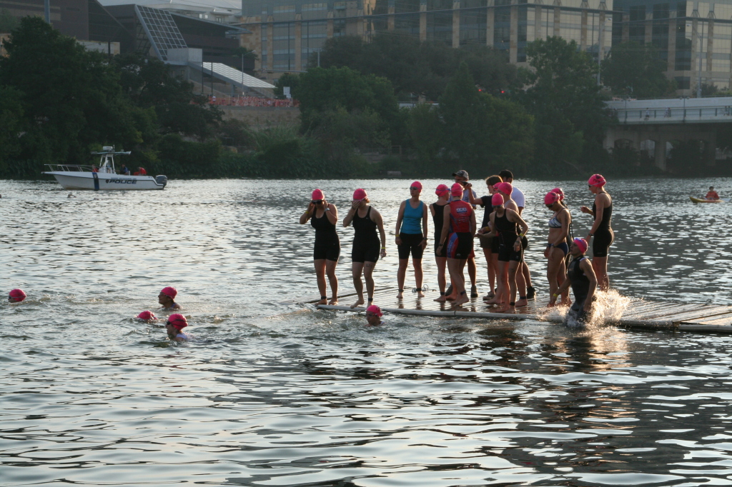 2008/09(September)/01-Austin-Triathalon/1024x768_2008-09-01-Austin-Triathalon-013-Suzi.JPG