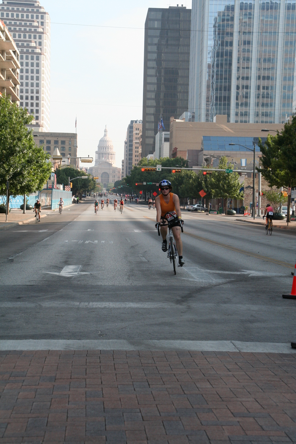2008-09-01-Austin-Triathalon-071-Suzi-Biking-Capitol.JPG