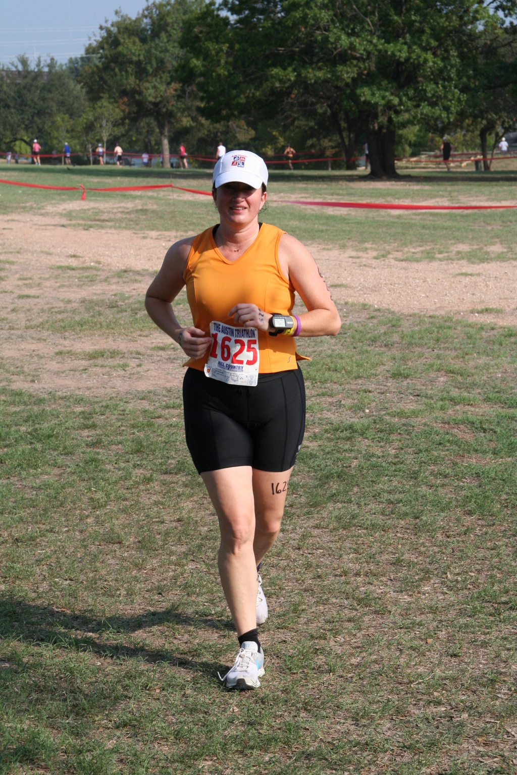 2008/09(September)/01-Austin-Triathalon/1024x768_2008-09-01-Austin-Triathalon-102-Suzi-Run.JPG