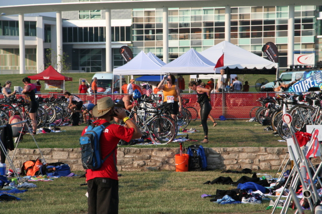 2008/09(September)/01-Austin-Triathalon/640x480_2008-09-01-Austin-Triathalon-037-Suzi.JPG